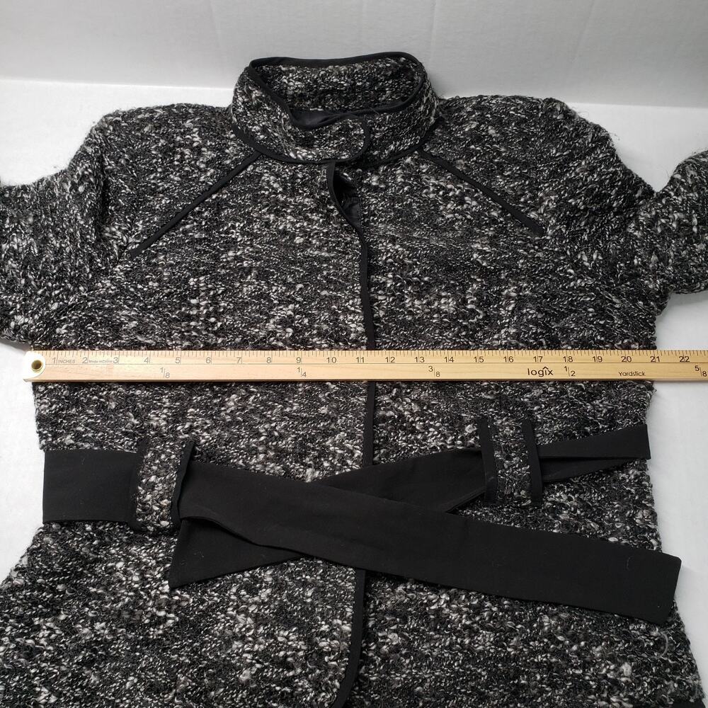 Sandro Sportswear Tweed Belted Boucle Jacket Womens XL Petite Black White Blazer - Picture 6 of 16